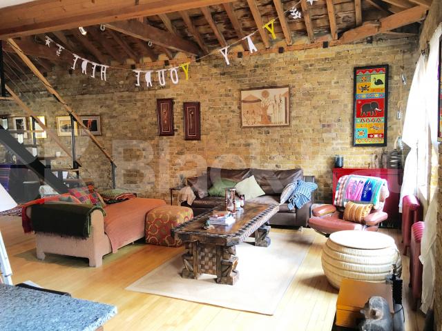 			NEW INSTRUCTION , 1 Bedroom, 1 bath, 1 reception Penthouse			 The Flag Store, Queen Elizabeth Street, Shad Thames